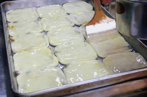 代购界的黑马！星火路新开了一家挤破头才能买到的烧饼！