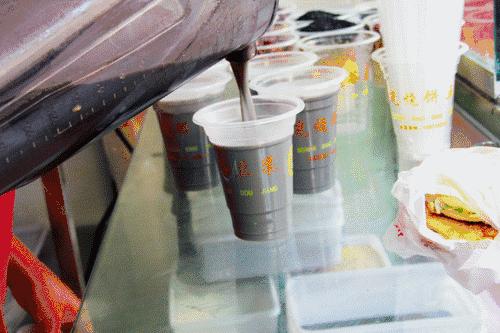 代购界的黑马！星火路新开了一家挤破头才能买到的烧饼！