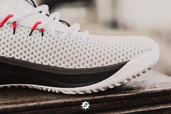 库里4球鞋评测,乔丹苍龙4球鞋测评