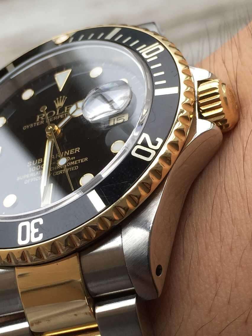 给你的爱表做个翻新美容，看完这篇你也能轻松修复表壳上的划痕了