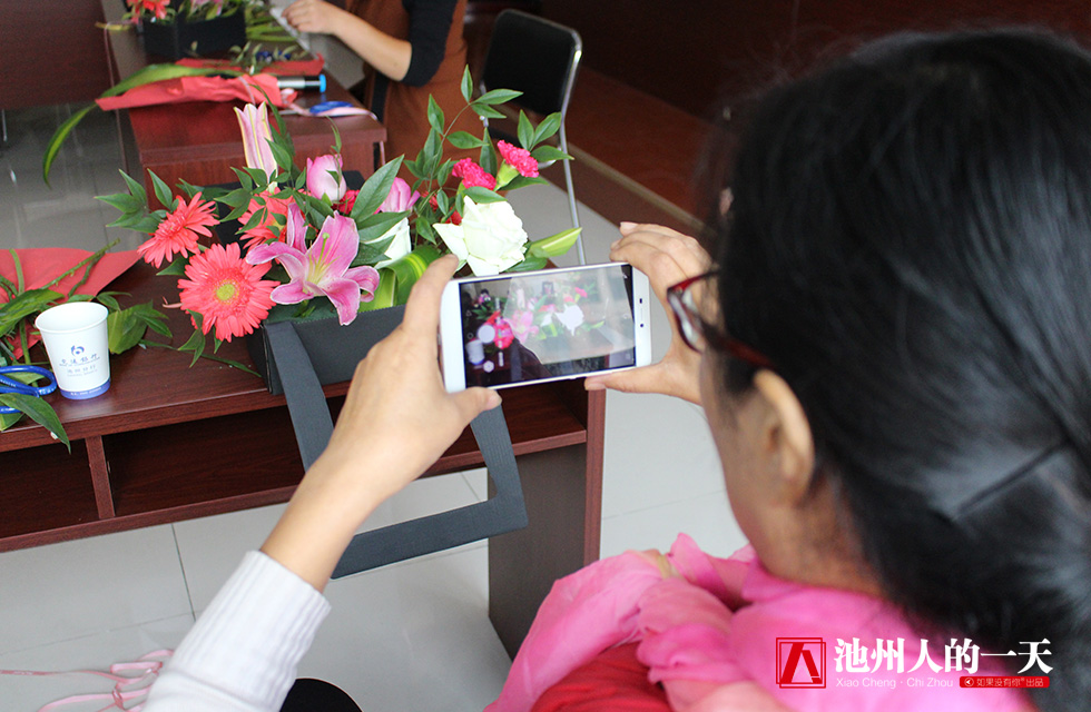 学习花艺多久可以成为花艺师,零基础入门如何学花艺做花艺师