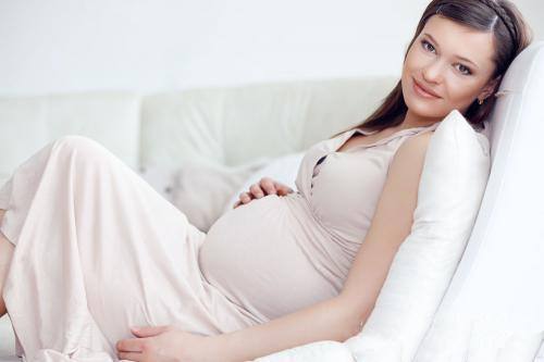 小腹疼怎么回事女性,怀孕初期憋尿肚子疼怎么办