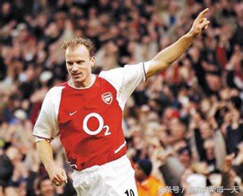 绿茵场十大王子,天下足球十大绿茵王子