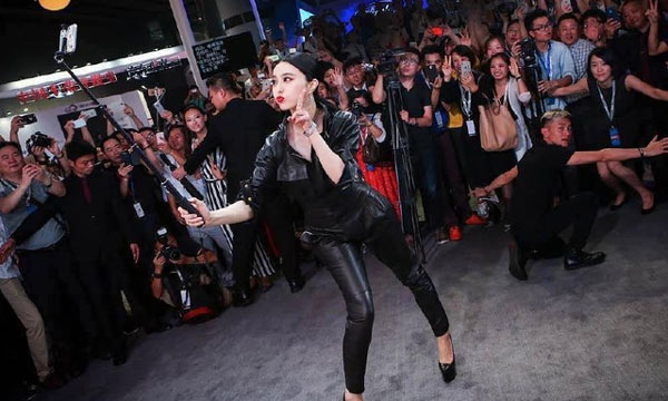 娱乐圈直男拍照的渣技术，李亚鹏赵又廷王珂李晨上榜