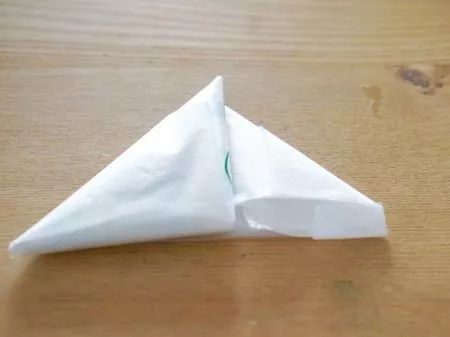 收纳衣服塑料袋技巧,家庭塑料袋怎么收纳