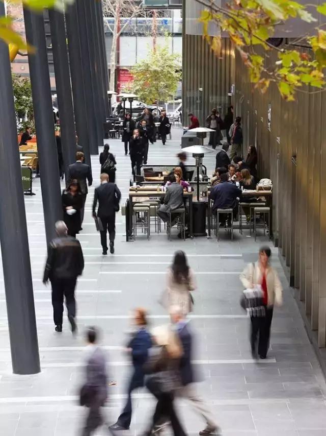 别老提对方前任,别老提女友的前任