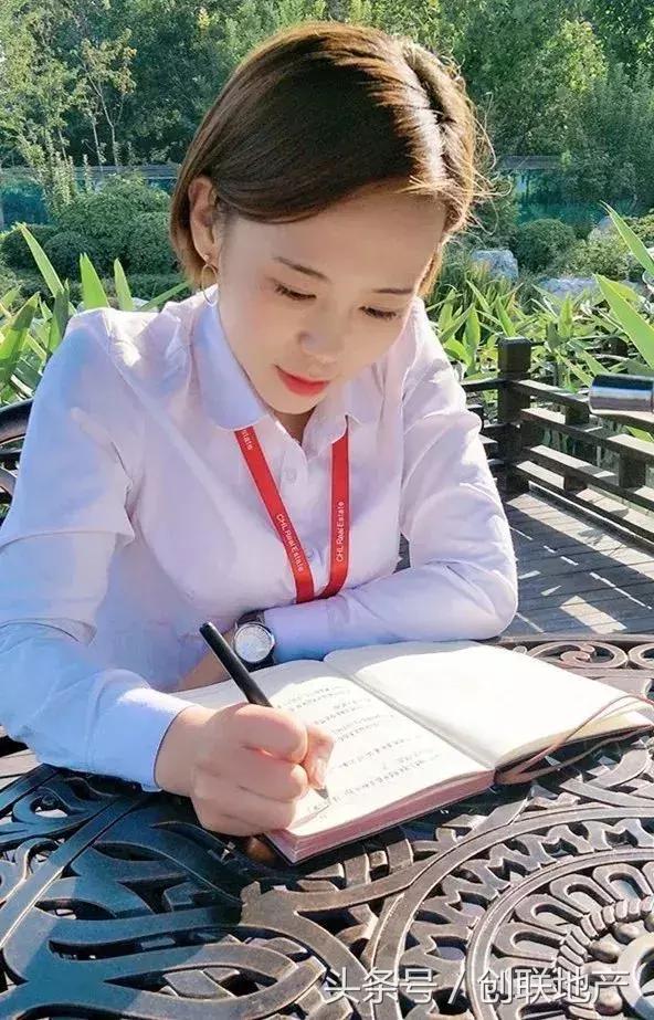 因为热爱所以执着丨专访新房集团案场渠道经理耿婉茹