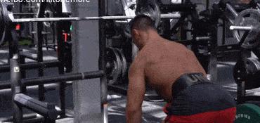 胸肌和背部这样练强度才能提升强度：8个动作绝对高强度强化胸背