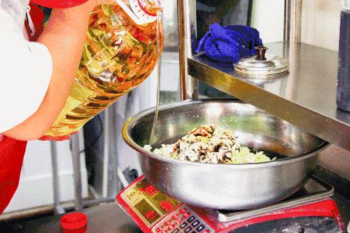 代购界的黑马！星火路新开了一家挤破头才能买到的烧饼！