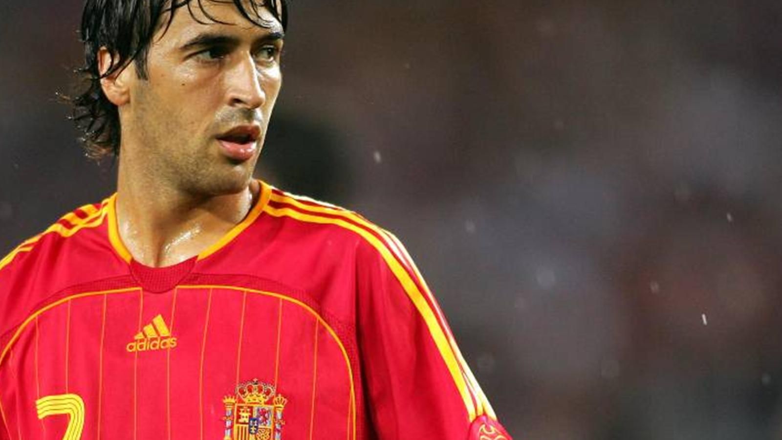 乌克兰足球十大球星,中国历史足球十大球星