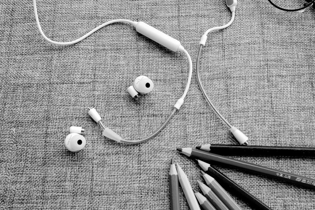 只听说过模块化手机，“DIY耳机”是什么鬼？