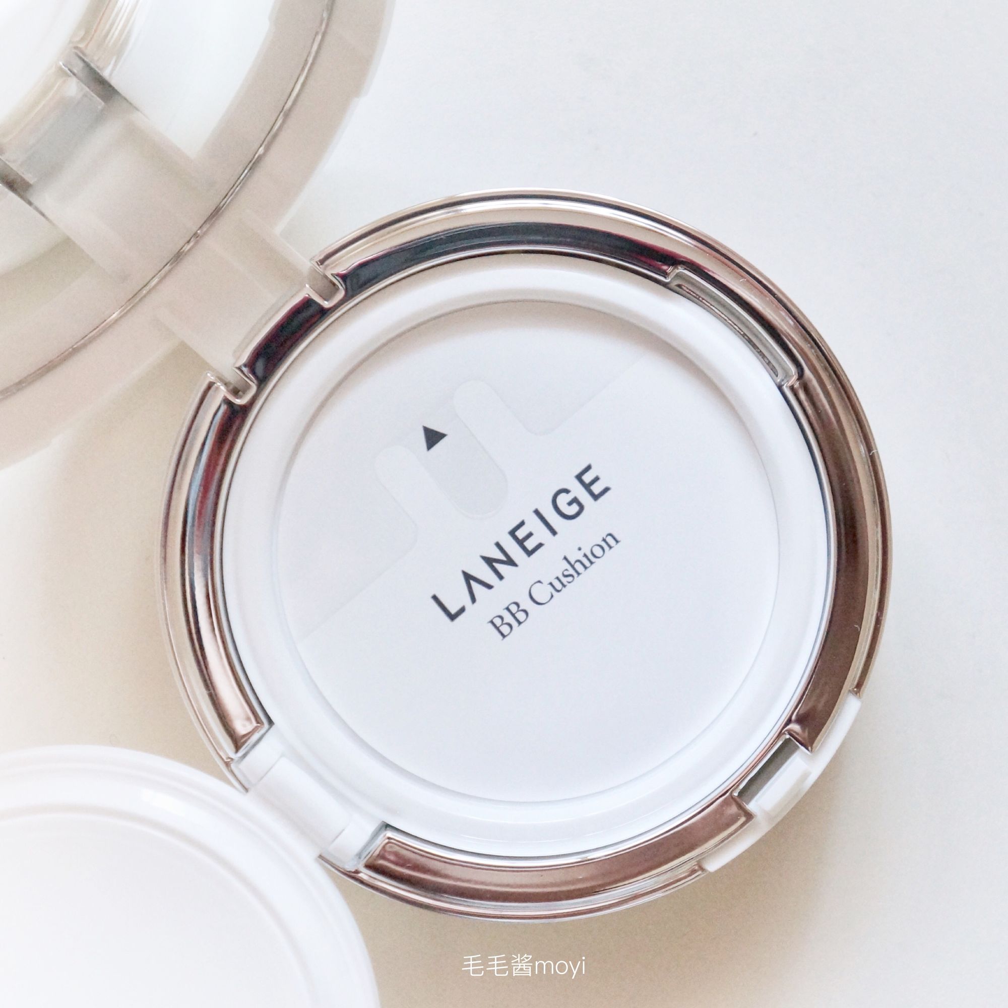 兰芝小白光气垫和bb霜,兰芝美白聚光气垫bb霜