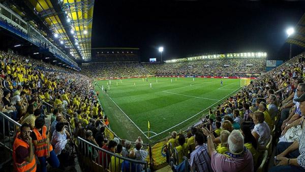 「足球地理」西班牙足球最全介绍：伊比利亚斗牛士