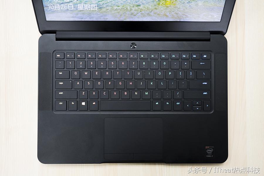 雷蛇灵刃轻薄游戏本,雷蛇新款灵刃游戏本