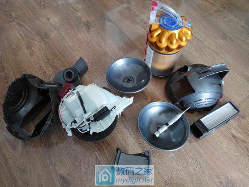 戴森dc有线吸尘器拆解,戴森吸尘器拆解详解