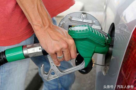 油表油浮检测方法,如何看油表指示知道油箱有多少油