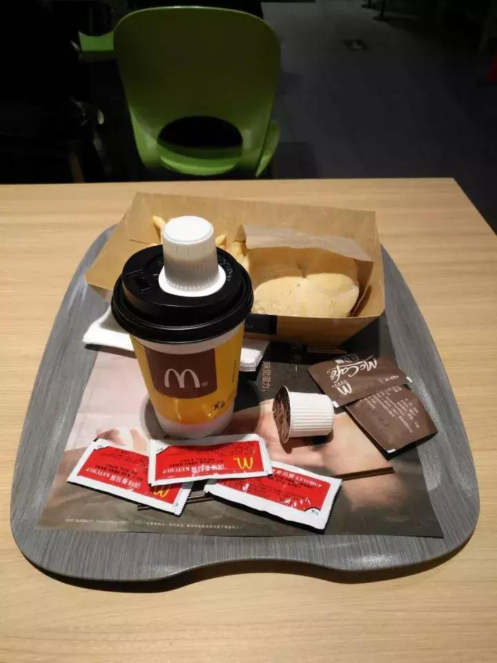 麦当劳肯德基用英语怎么说,麦当劳店面全部改名金拱门吗