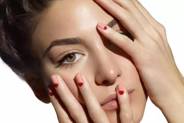 为什么不能轻易和女生做美甲,为什么很多女生特别喜欢做美甲