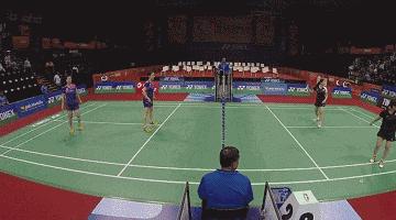 羽毛球双打封网,双打没有封网意识不会轮转怎么办