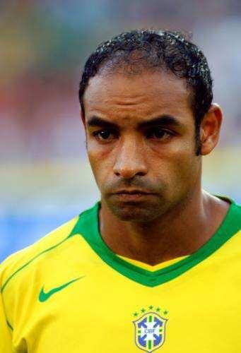 足球场上让人感动的瞬间,足球因为受伤让人意难平的球星