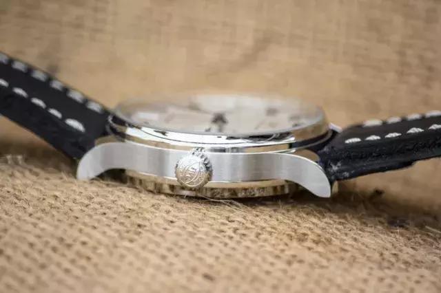 沛纳海和万国葡计手表哪个好,万国表葡七