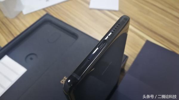 华为mate10黑色,华为mate10亮黑6+128体验