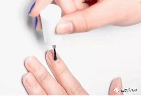 卸甲完涂什么油保护指甲,怎么卸甲完全卸干净不伤指甲