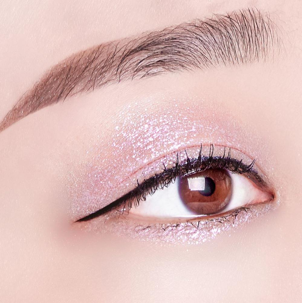 一抹就是满满华丽，超简单的电眼小心机！