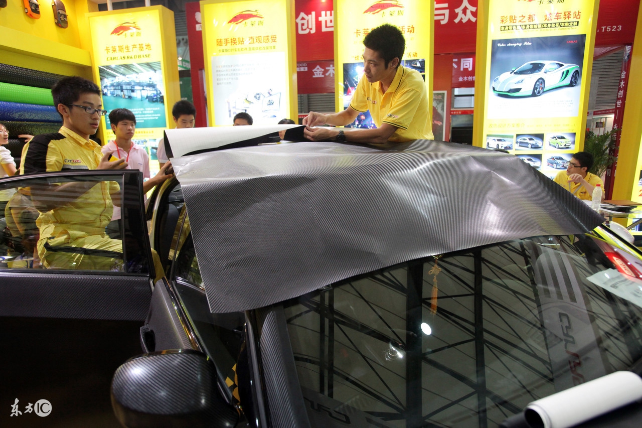 汽车贴膜后有气泡怎样解决,汽车贴膜以后怎么消除小气泡