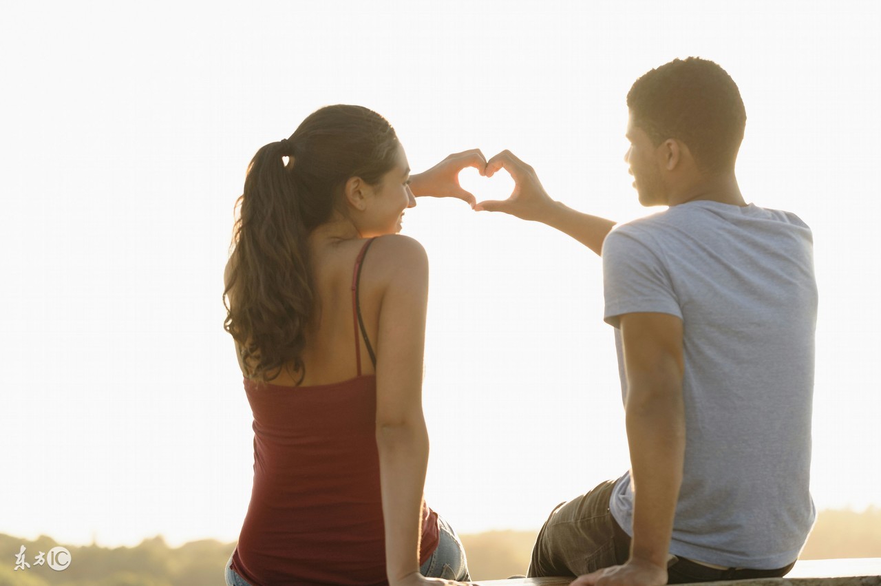 情侣在一起做的10件事增进感情,适合情侣一起做的100件事情