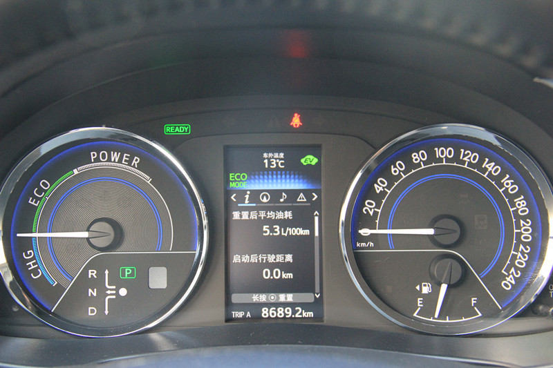 开了60万公里雷凌双擎,开了一天车油表不动