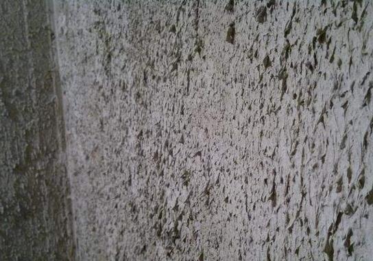 卫生间做地砖上墙总是掉?老泥工家都这样做,不空鼓更牢固