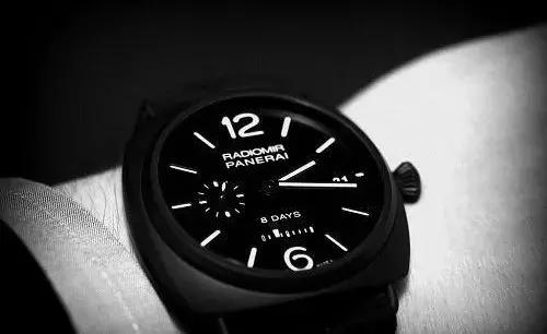 沛纳海和万国葡计手表哪个好,万国表葡七