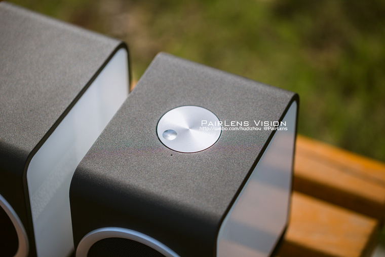 美少女与FeniksAudioEssence音箱的不经意邂逅