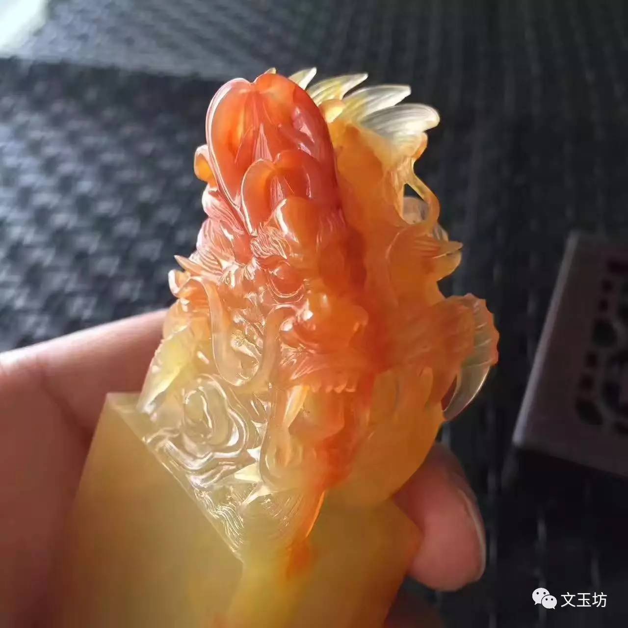 玉器修复专用胶水黄龙玉,黄龙玉手镯润和玉器