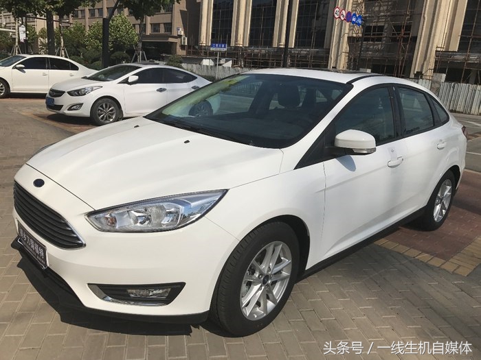 12款第三代福克斯1.6l手动舒适版,福克斯经典三厢1.8手动真实感受