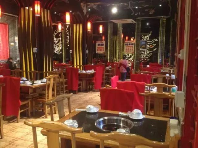 2个人30元就吃撑!这条街光看名字就能流口水!