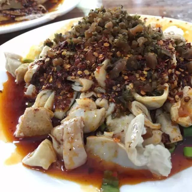 2个人30元就吃撑!这条街光看名字就能流口水!