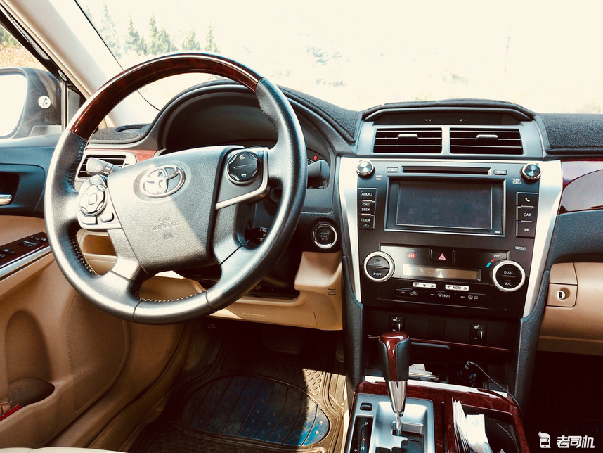 第七代凯美瑞皮实耐用这车保守可以开30年