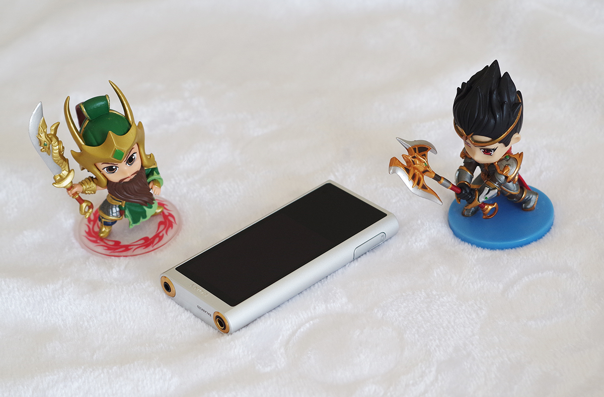 索尼黑砖推力,索尼sonynw-zx300a评测