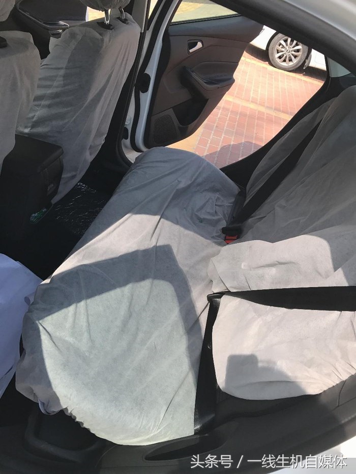 12款第三代福克斯1.6l手动舒适版,福克斯经典三厢1.8手动真实感受