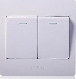 家用灯三个开关双控怎么接线,三控一灯卧室开关接线路图讲解