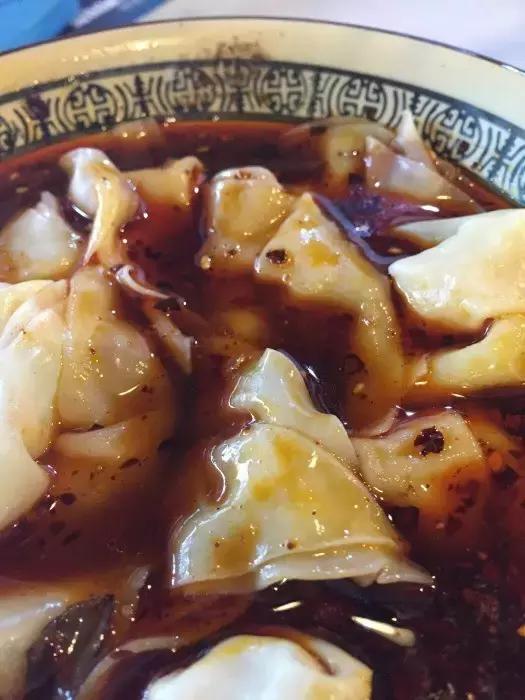 2个人30元就吃撑!这条街光看名字就能流口水!