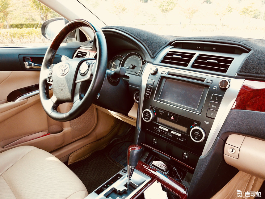 第七代凯美瑞皮实耐用这车保守可以开30年