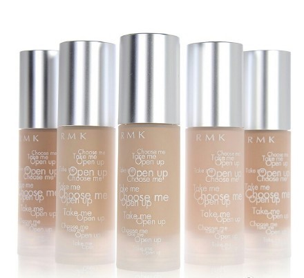 想化个自然的妆容需要哪些的彩妆 (打造自然妆容的必备彩妆单品)