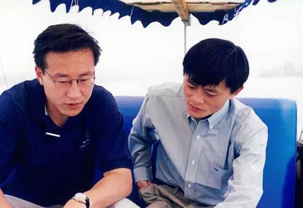 11亿美金入股篮网！百亿身家，体育狂人，起底马云背后的神秘男人