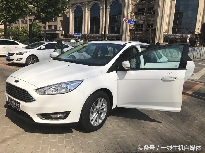 12款第三代福克斯1.6l手动舒适版,福克斯经典三厢1.8手动真实感受