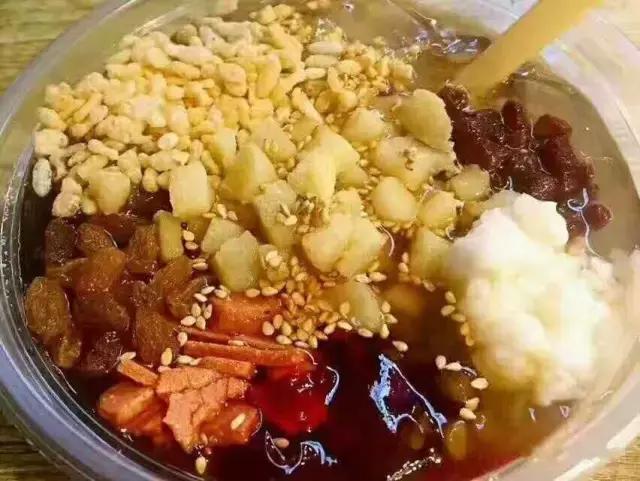 2个人30元就吃撑!这条街光看名字就能流口水!