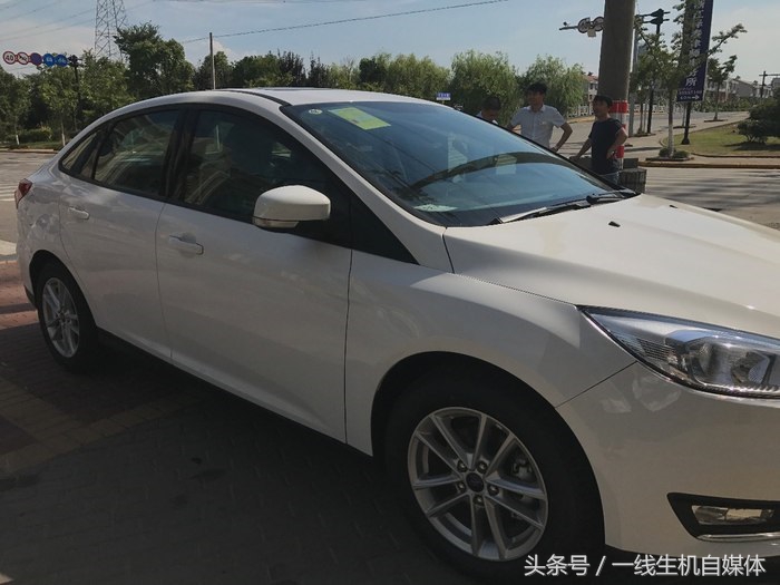 12款第三代福克斯1.6l手动舒适版,福克斯经典三厢1.8手动真实感受