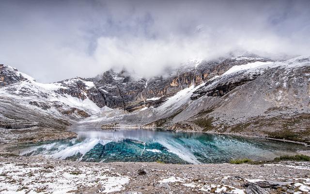 稻城亚丁到底几月份去比较好,稻城亚丁几月几日去好看